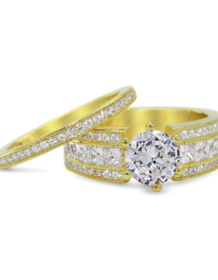 Round Cubic Zirconia Wedding Ring Set